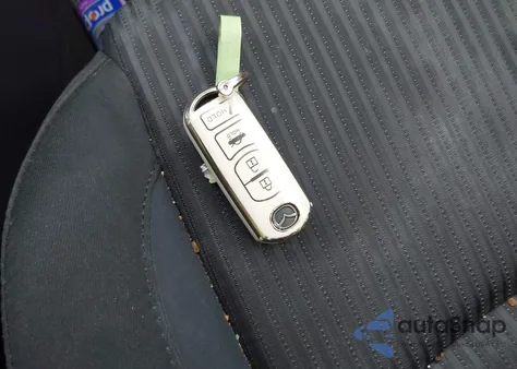 2014 Mazda Mazda3 I Touring из США, поврежденный, VIN JM1BM1V74E1146623